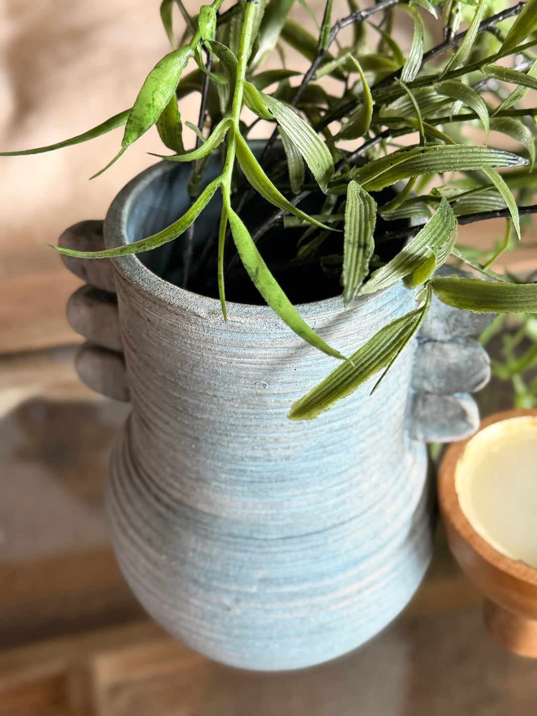Grip Vase