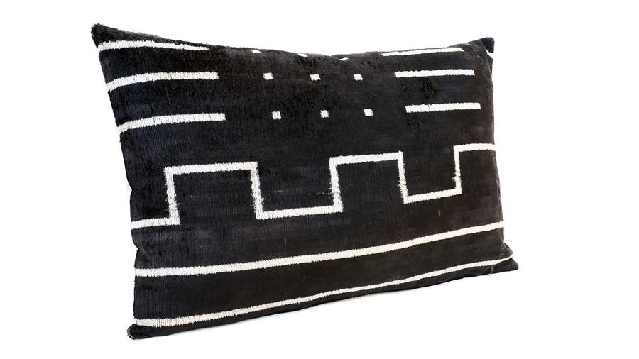 IKAT SILK/VELVET DECORATIVE PILLOW COVER