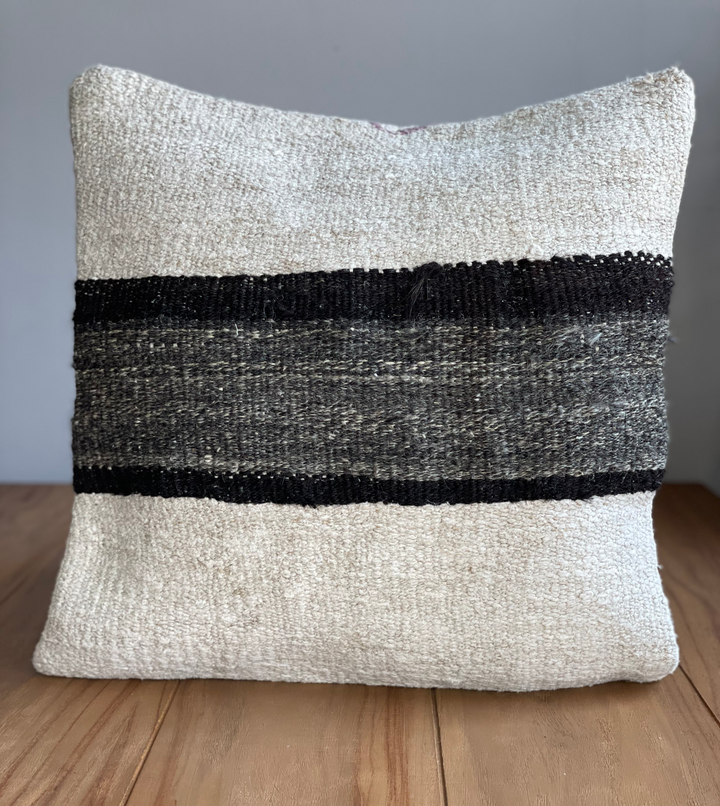 MINIMALIST KILIM INDOOR THROW PILLOW COVER