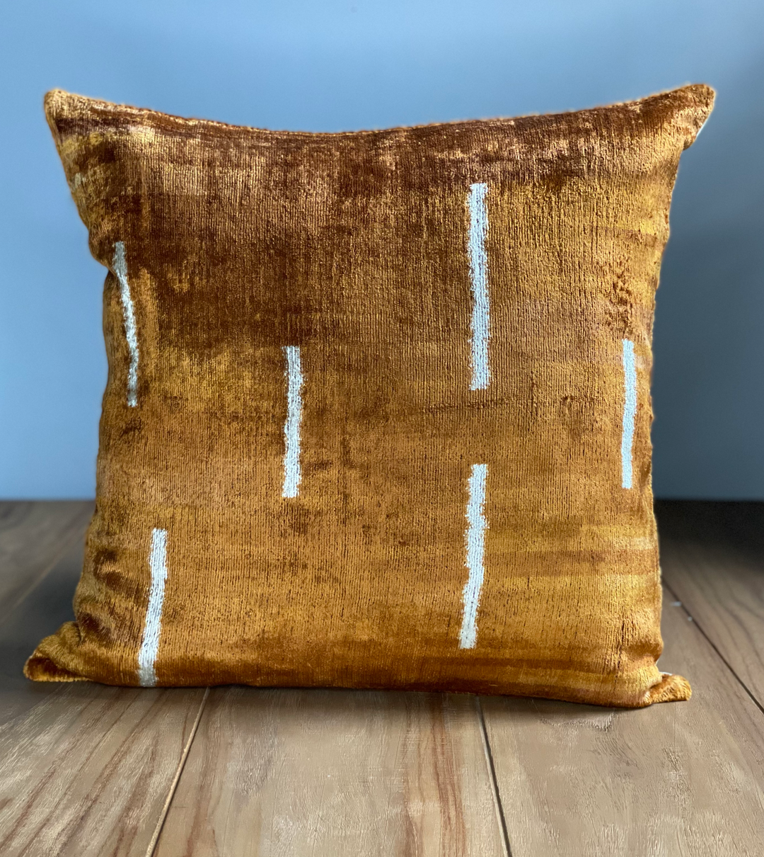 SILK/VELVET DECORATIVE PILLOW COVER